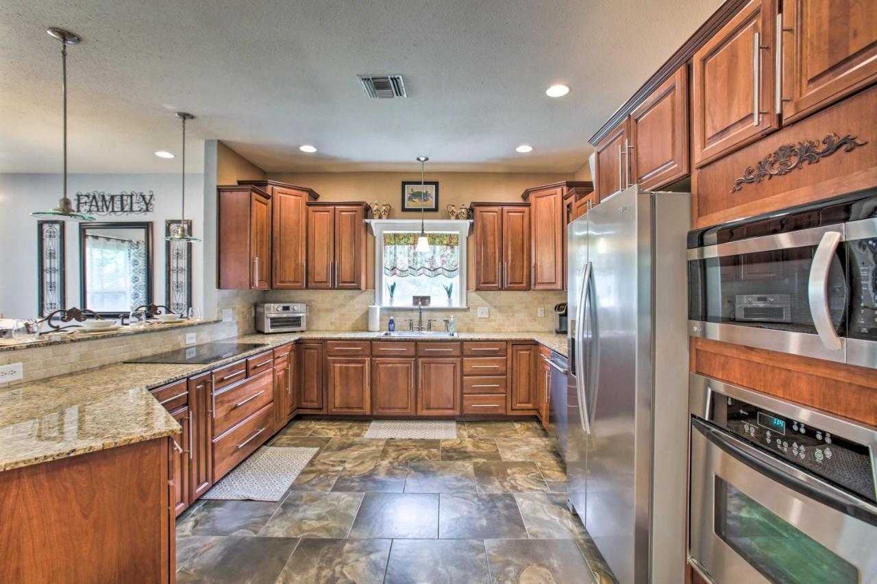 Waveland Family House, 4-Minute Drive To The Beach Εξωτερικό φωτογραφία